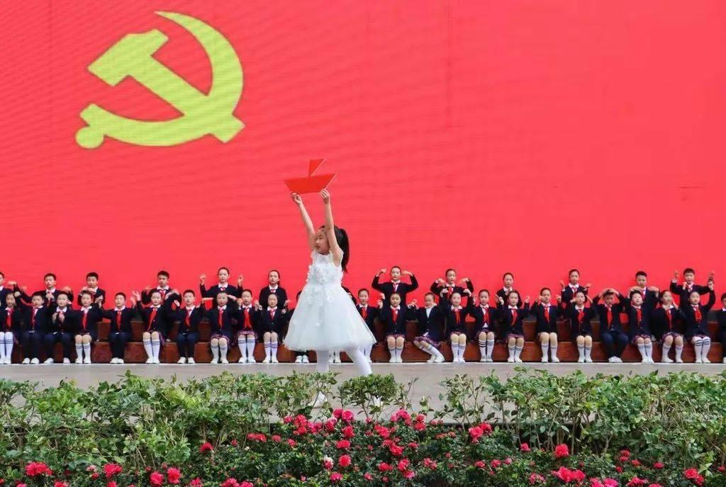 “我走了,孩子怎么办?”上海“老养残”群体面临困境,市人大代表建议→